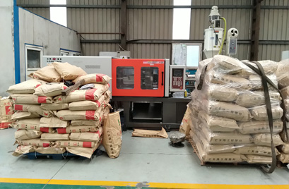 韶欣高分子車(chē)間